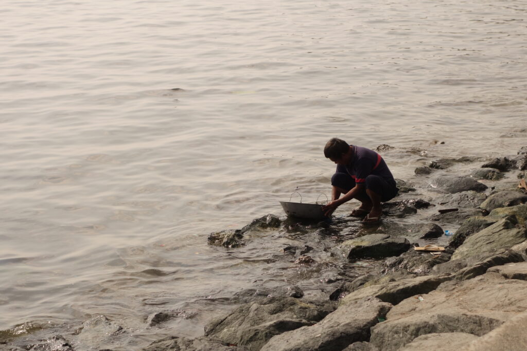 Manila bay is full of garbage and untreated sewage.