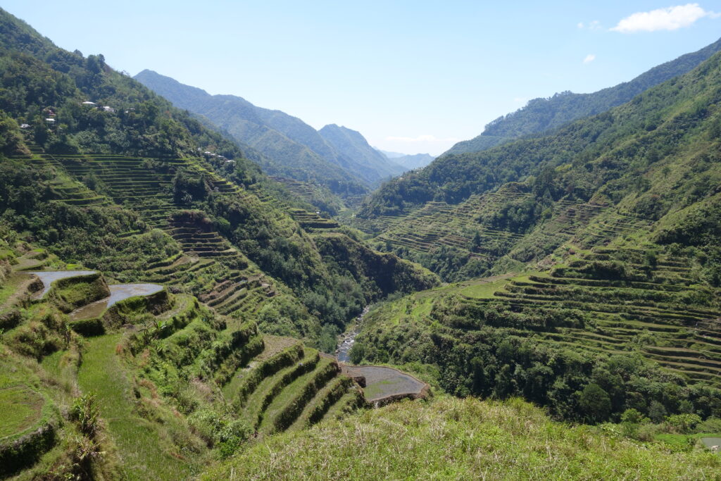 The view when leaving Cambulo.