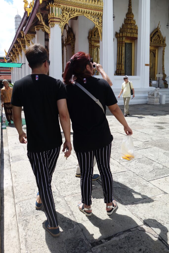 A Korean couple spotted in Thailand.